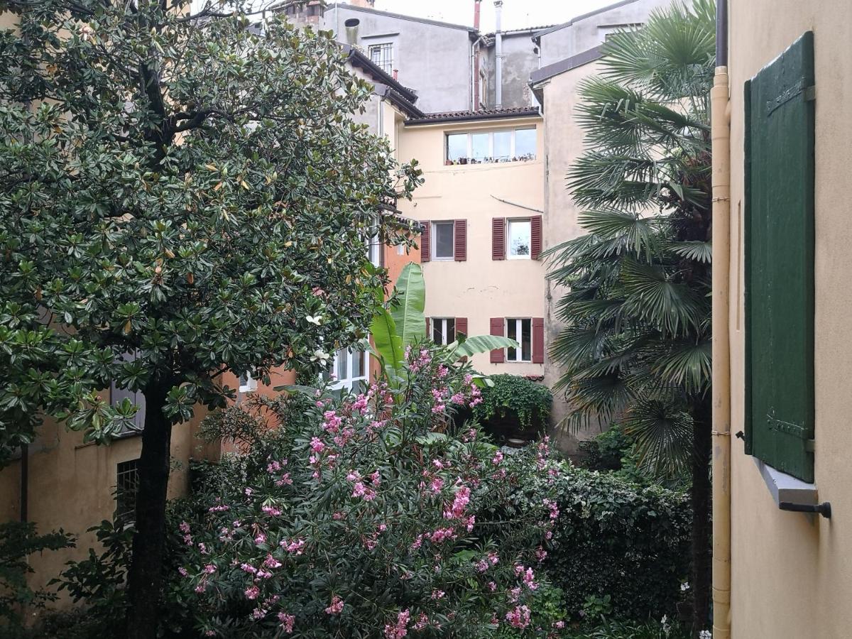 Casa 28 Apartment Bologna Bagian luar foto